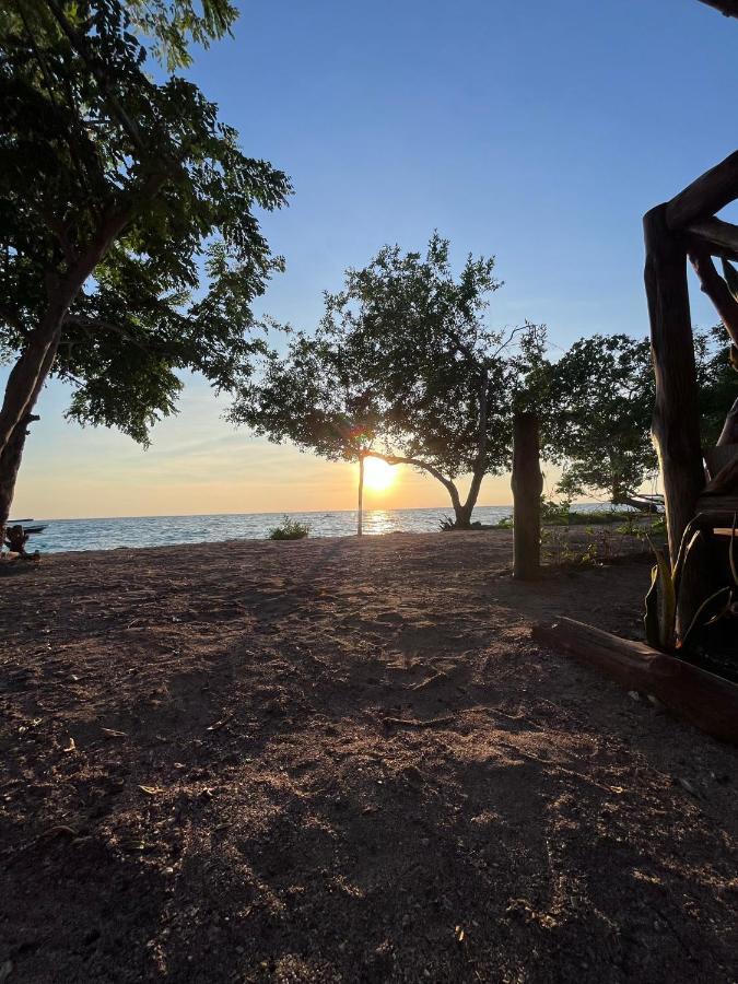 Thani Ecobeach Baru Плая-Бланка Экстерьер фото