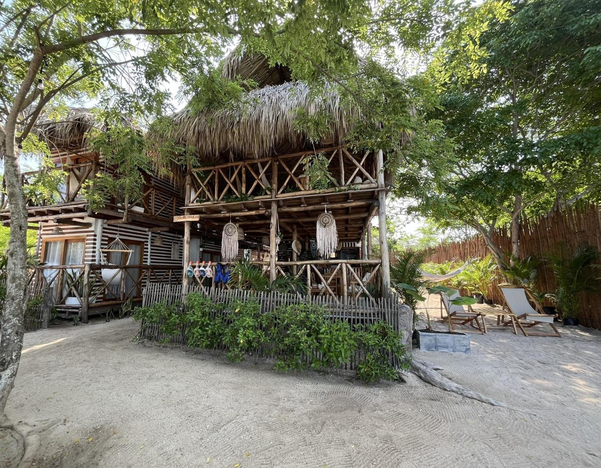 Thani Ecobeach Baru Плая-Бланка Экстерьер фото